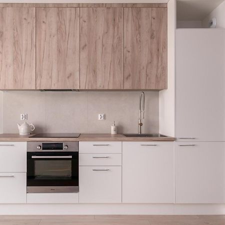 Ultima Apartment Вроцлав Екстериор снимка