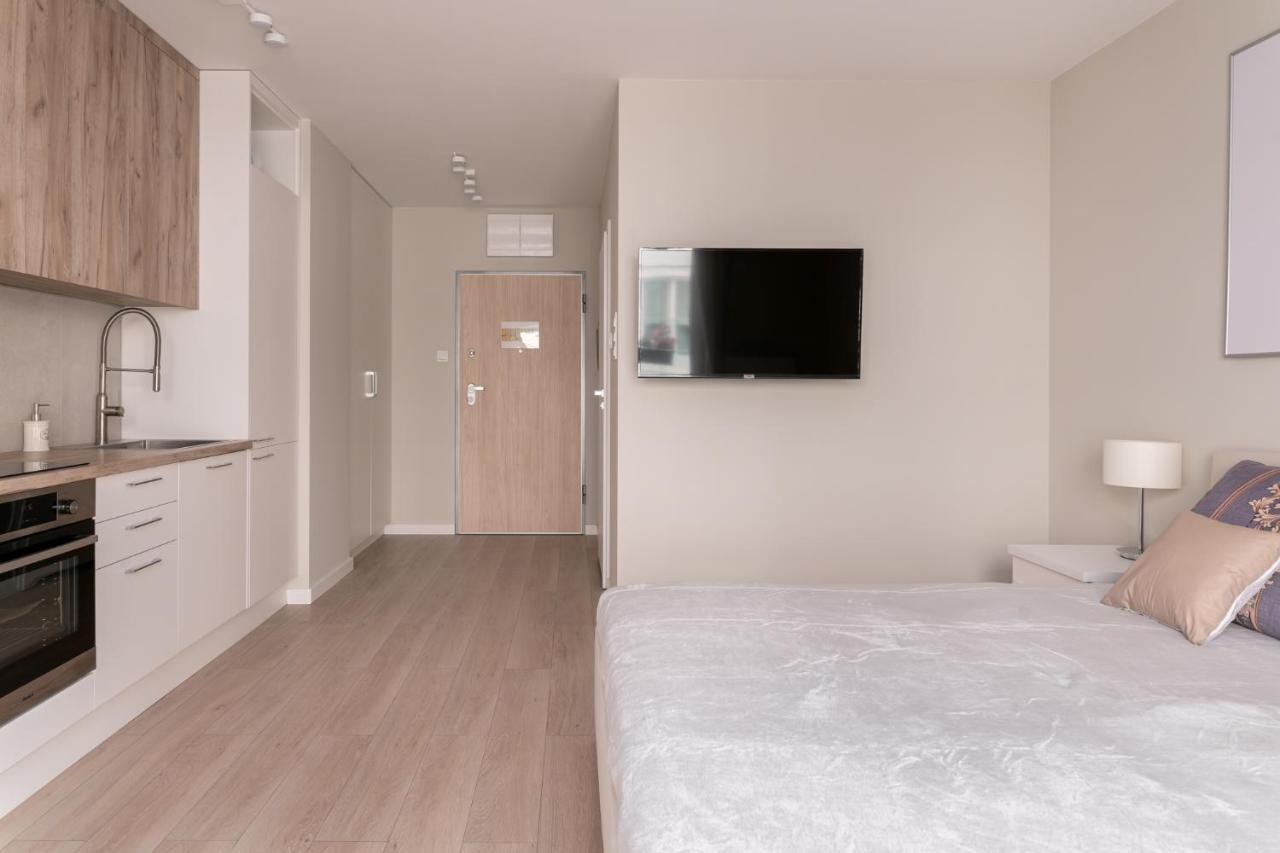 Ultima Apartment Вроцлав Екстериор снимка
